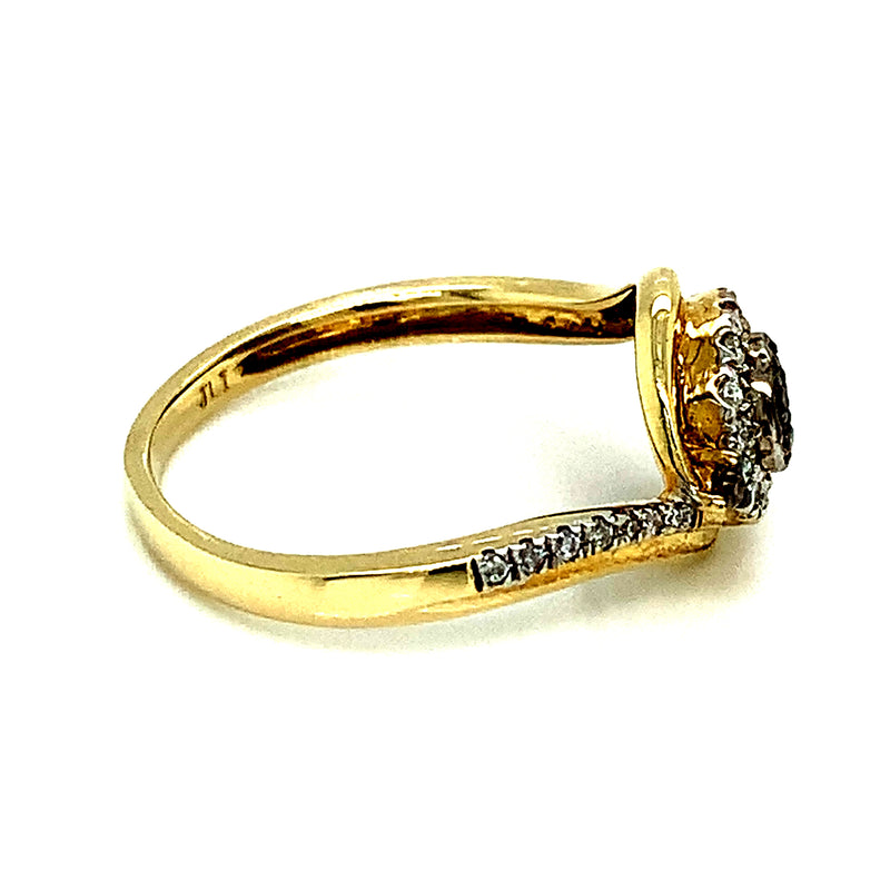 (SOFIA) Anillo con diamantes coñac en oro amarillo 10k