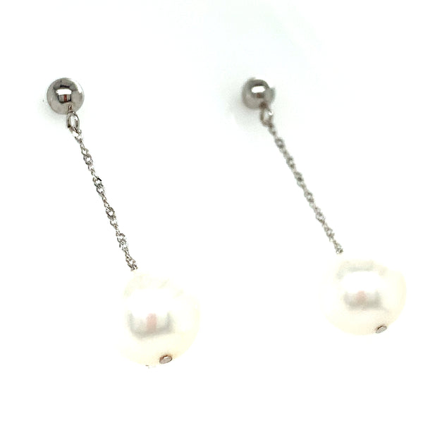 Aretes de perlas cultivadas en oro blanco 14kt.  ANTES:  $239.00