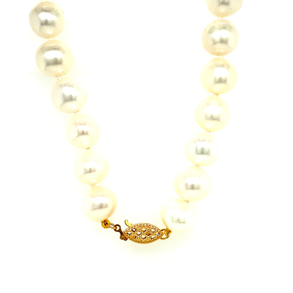 Collar de perlas cultivadas en oro 14kt. 45cm  ANTES:  $725.00