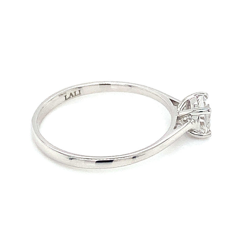 Anillo de topacio blanco en oro blanco 14kt.