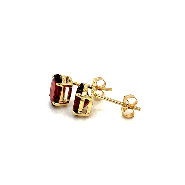 Aretes de granate en oro amarillo 14k