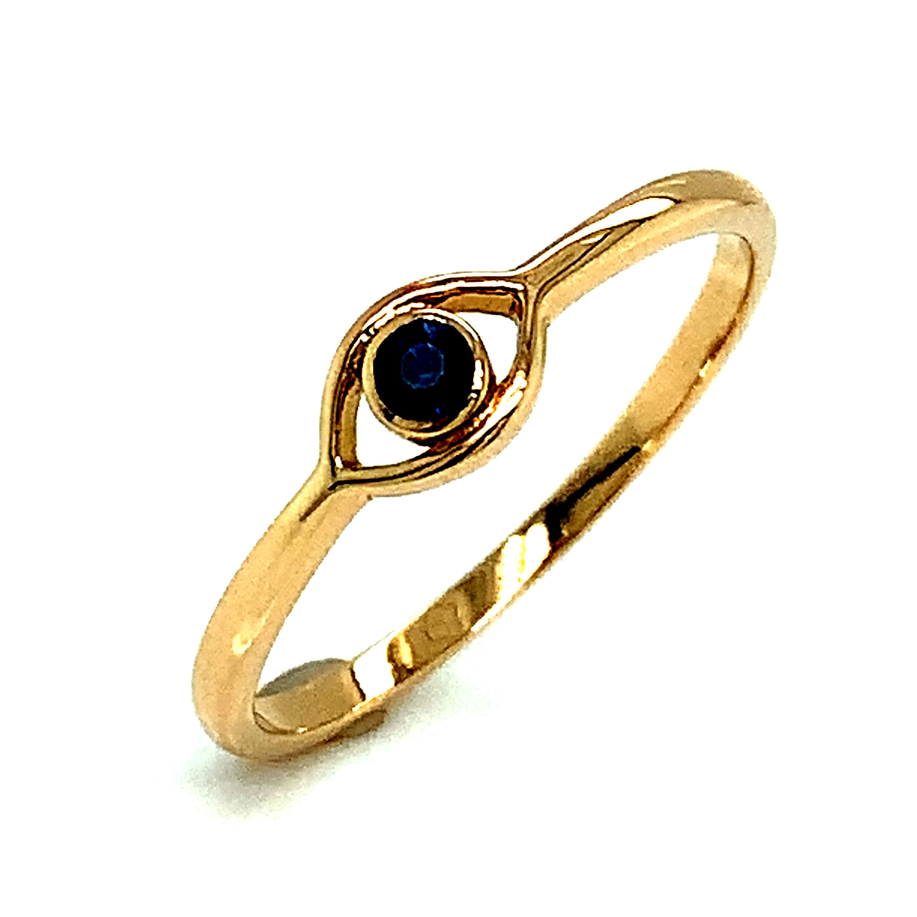 Anillo de zafiro en oro amarillo 14k