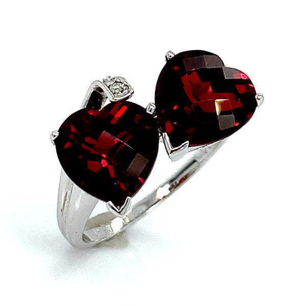 Anillo de granate con diamantes en oro blanco 14k