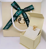 Huggies en oro tres tonos 10k