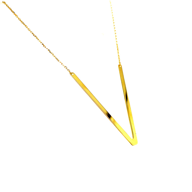 Collar con inicial (V) en oro amarillo 10kt. 40cm