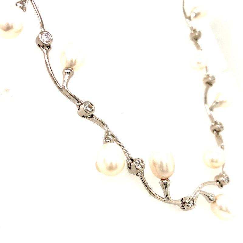 (SWAN) Collar de perlas cultivadas con circones en plata 925
