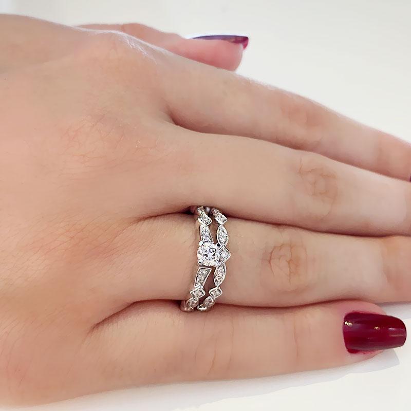 (MIA) Set de anillos con diamantes en oro blanco 18k  ANTES: $1,375.00