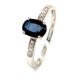 Anillo de zafiro con diamantes en oro blanco 14kt. SA-0.90CTS. D-0.03CTS.