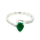Anillo con esmeralda en plata 925
