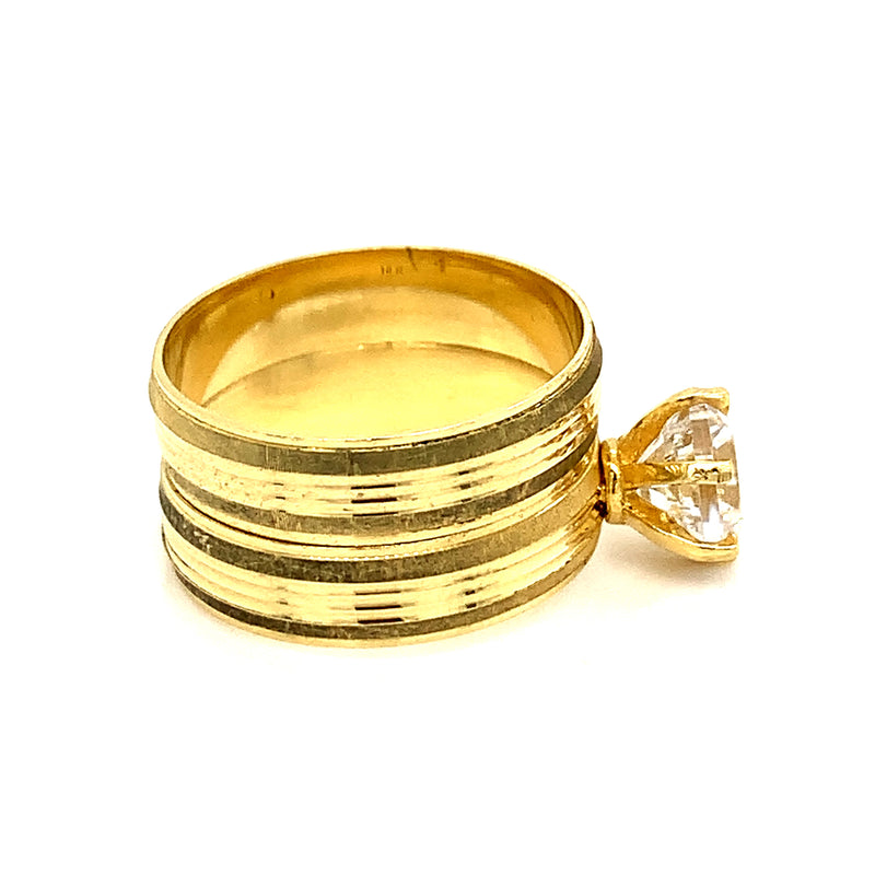 Set de anillos con circones en oro amarillo 18k